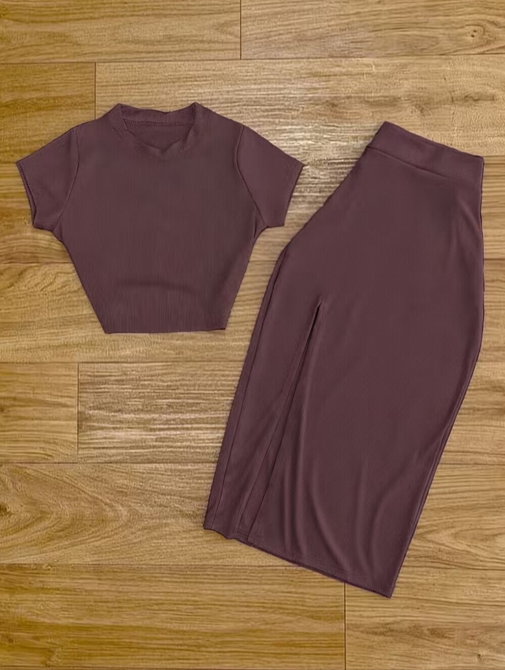 Women's Sexy Cropped Ribbed Two-Piece Skirt Set in Plum Color Sz X-large
